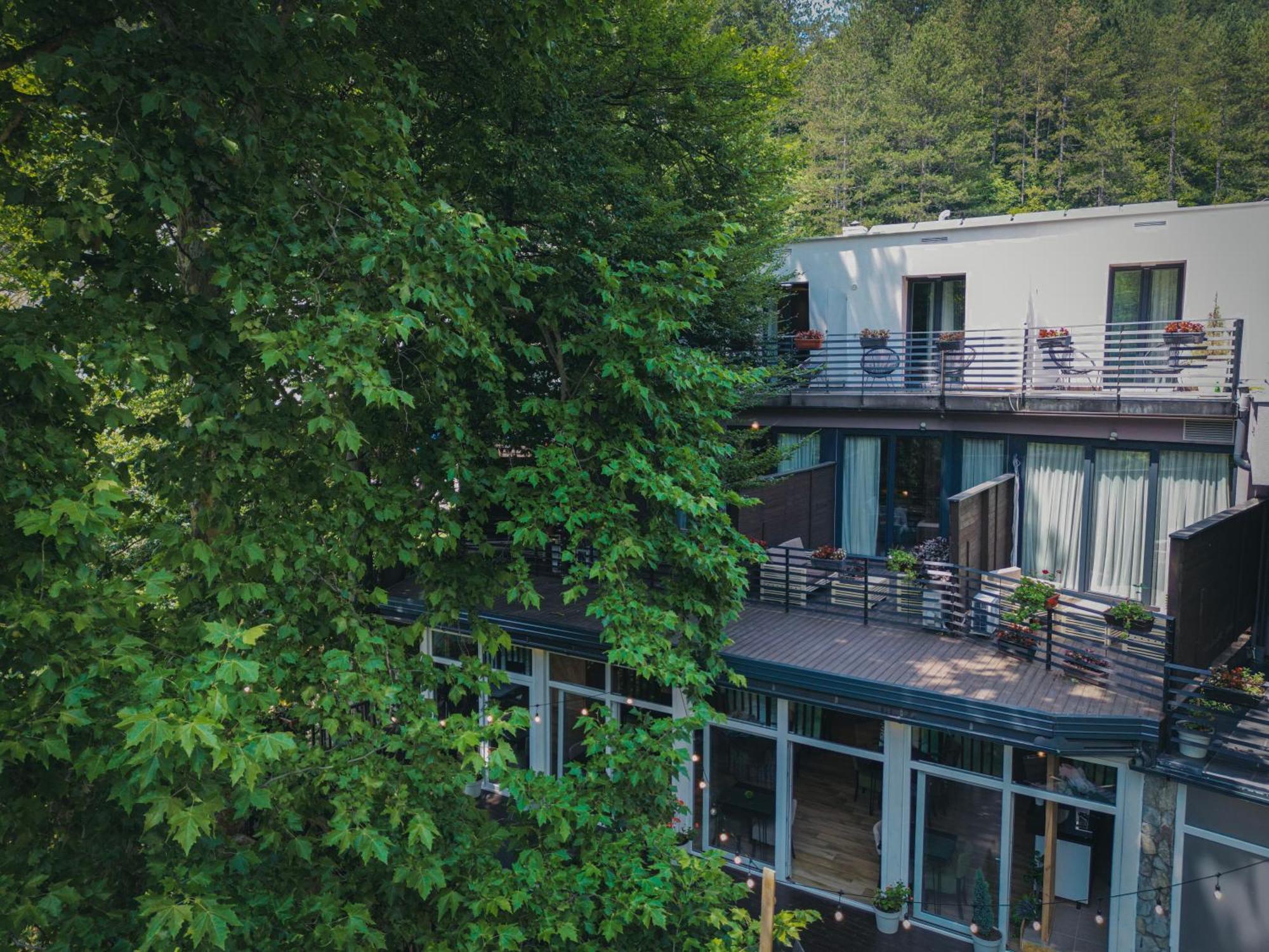 Hotel Tazz - River Front Oasis Collection Bihać エクステリア 写真