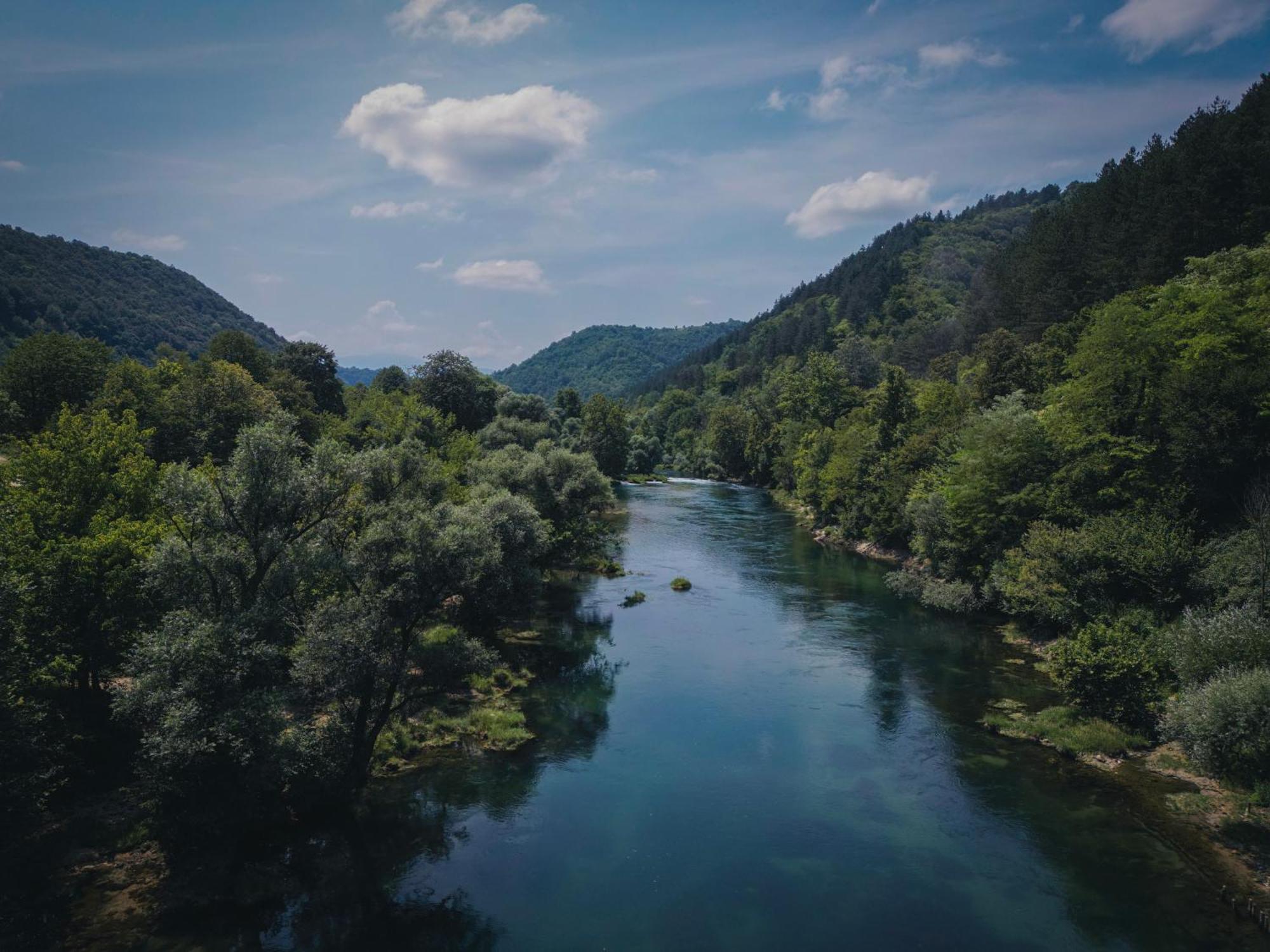Hotel Tazz - River Front Oasis Collection Bihać エクステリア 写真