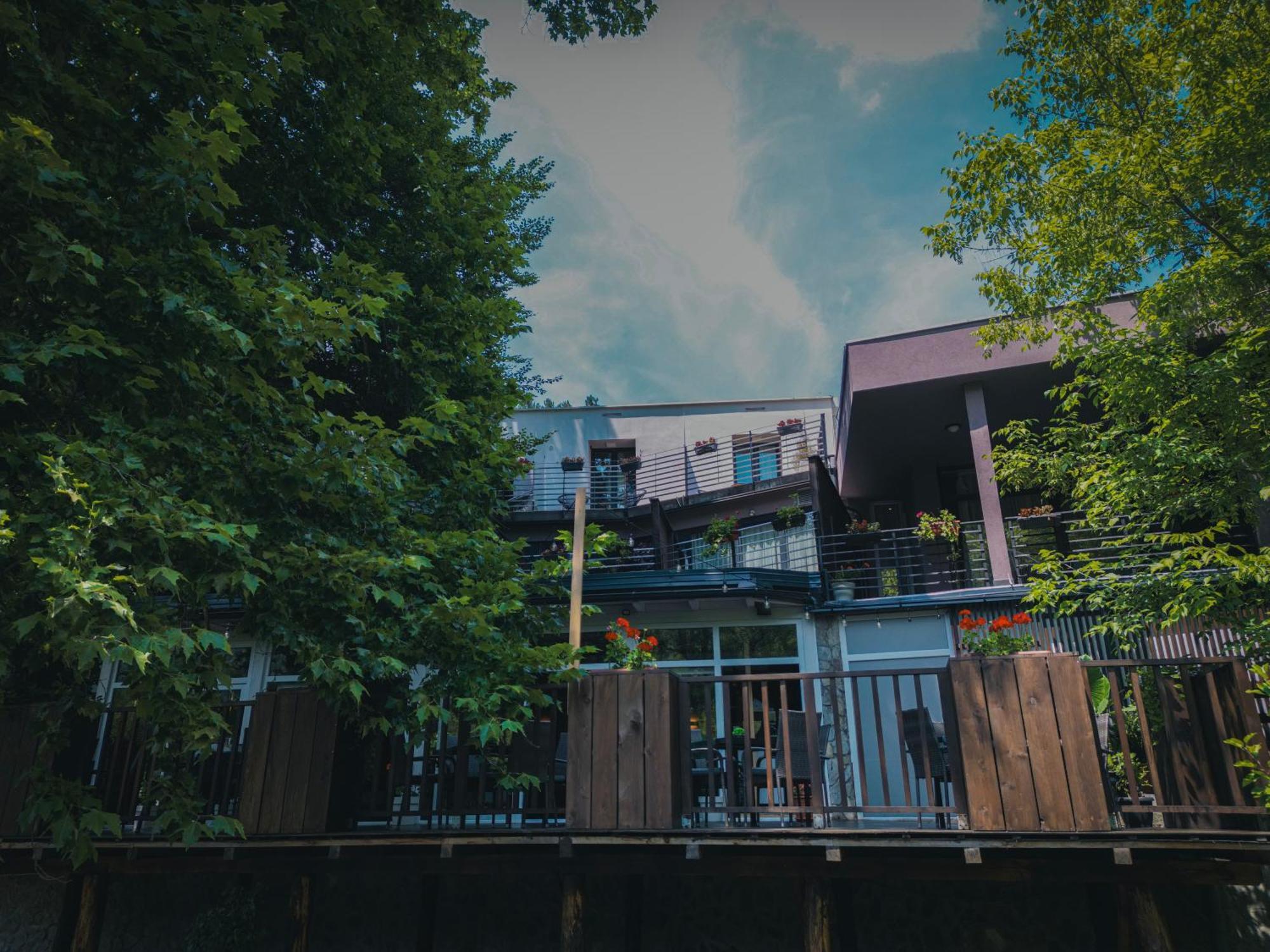 Hotel Tazz - River Front Oasis Collection Bihać エクステリア 写真