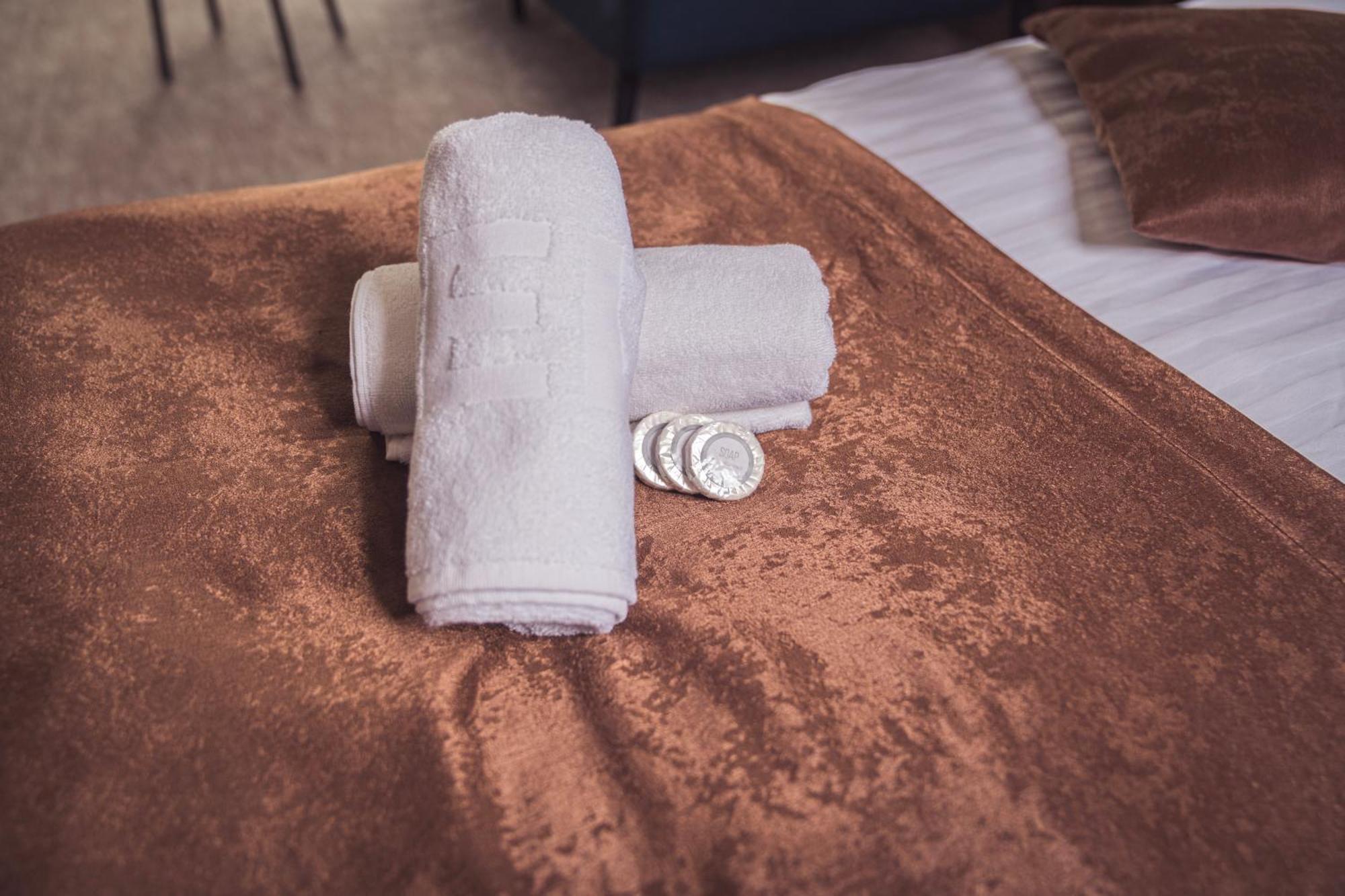 Hotel Tazz - River Front Oasis Collection Bihać エクステリア 写真