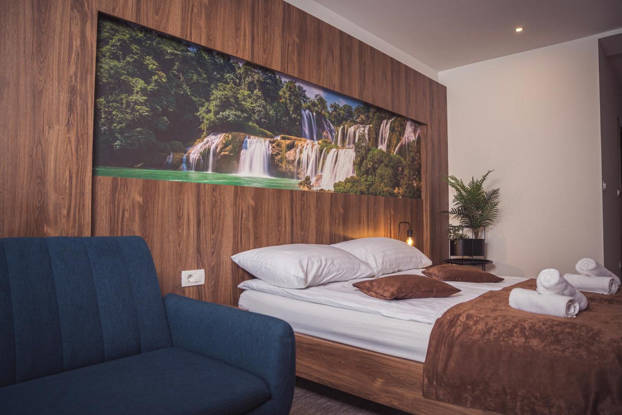 Hotel Tazz - River Front Oasis Collection Bihać エクステリア 写真