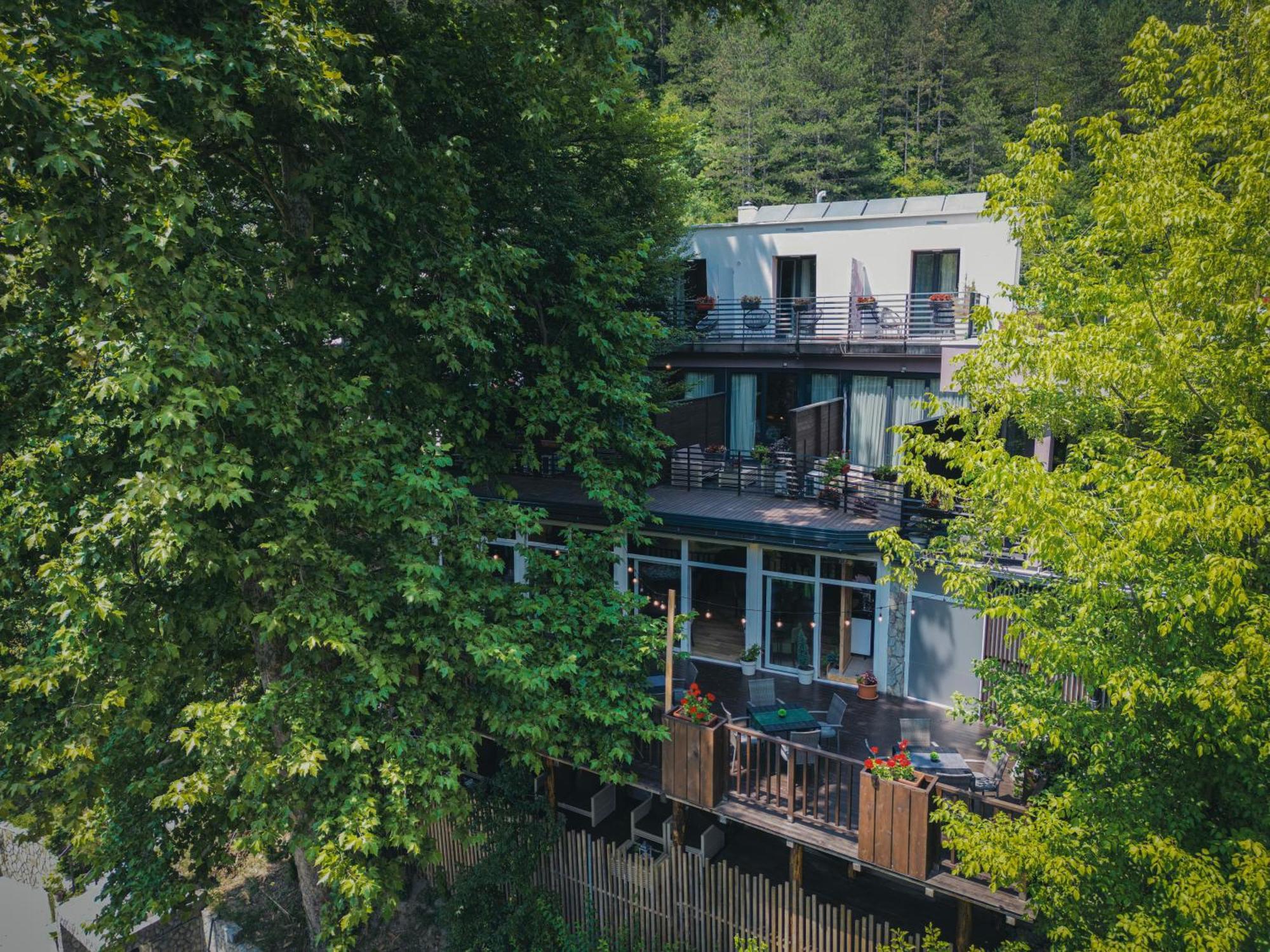 Hotel Tazz - River Front Oasis Collection Bihać エクステリア 写真