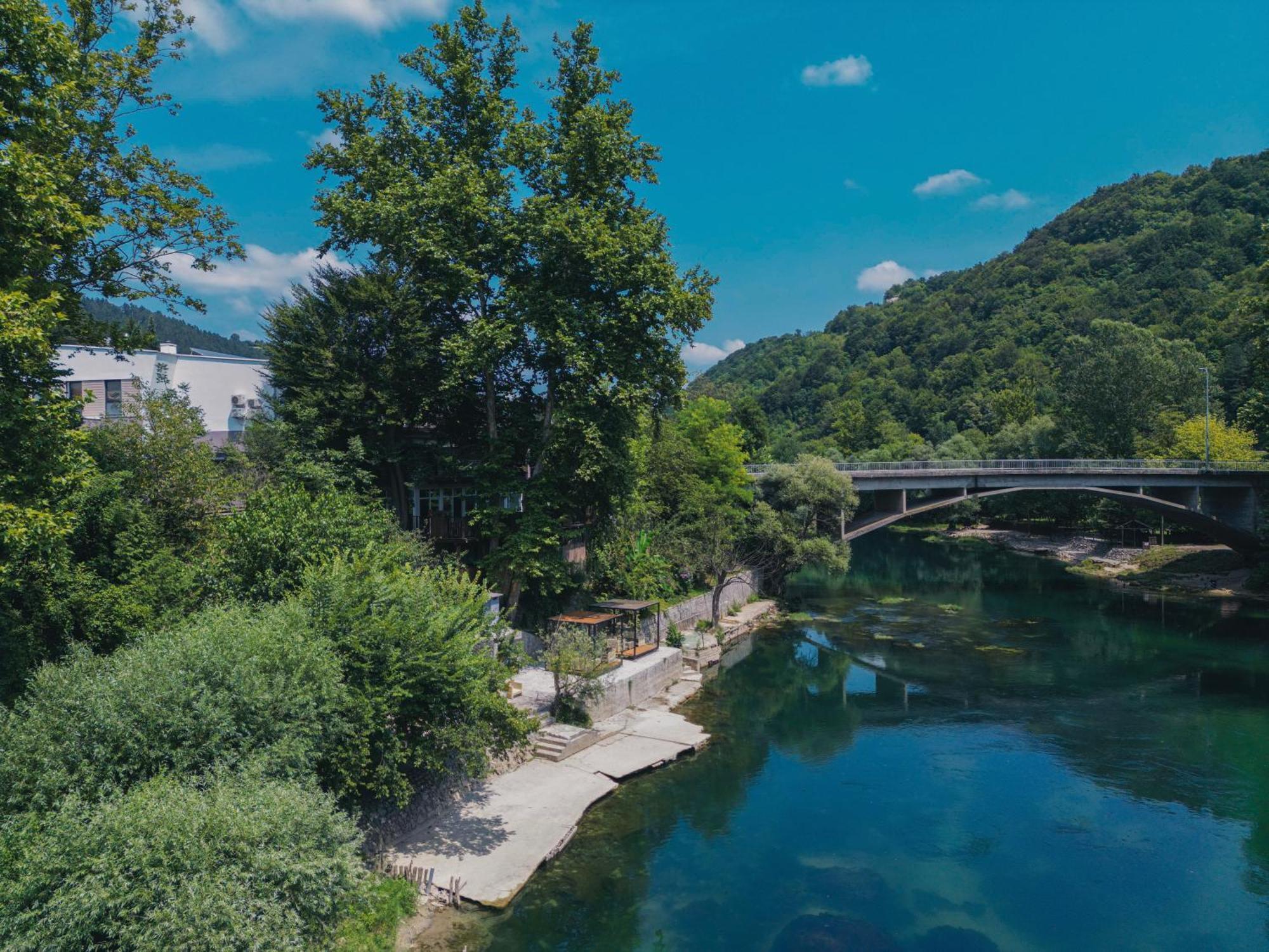 Hotel Tazz - River Front Oasis Collection Bihać エクステリア 写真