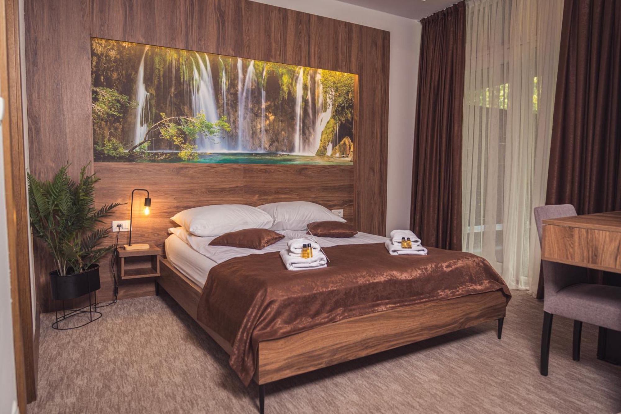 Hotel Tazz - River Front Oasis Collection Bihać エクステリア 写真